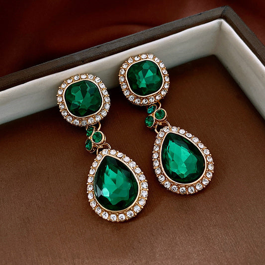 Vintage Green Teardrop Earrings Elegant Women's Jewelry Classic Design Jewelry Accessories