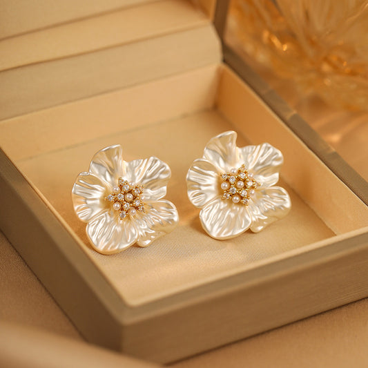 Real Gold Plated Silver Needle Zircon Flower Earrings Artificial Pearl Earrings All-match High-end Temperament Earrings