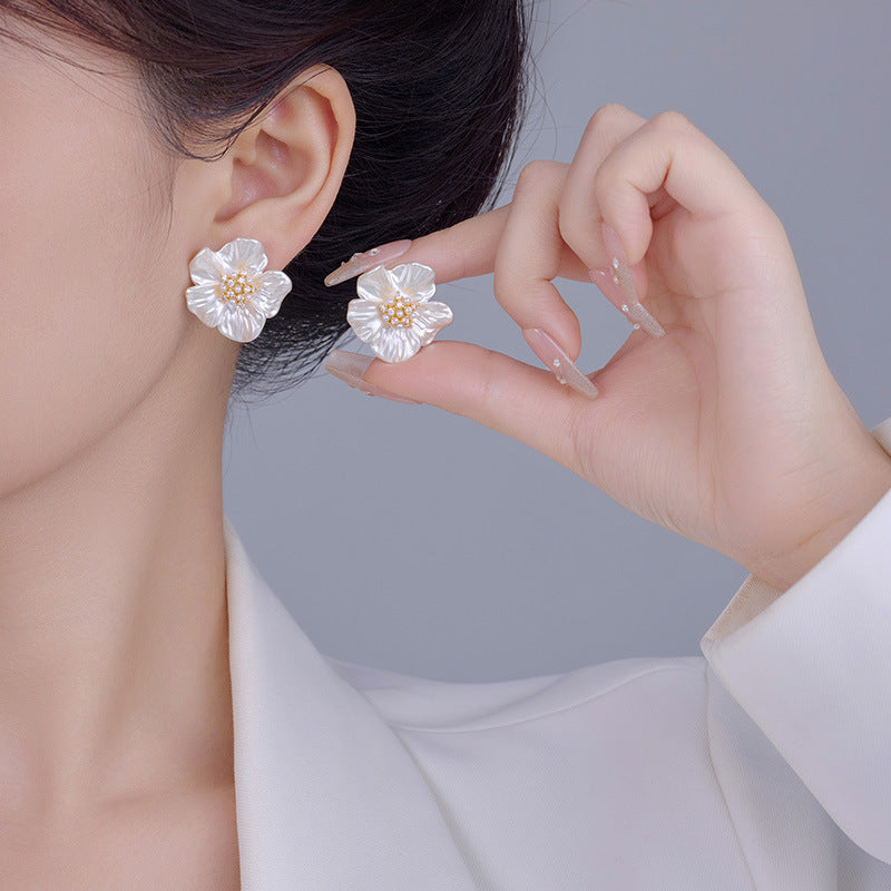 Real Gold Plated Silver Needle Zircon Flower Earrings Artificial Pearl Earrings All-match High-end Temperament Earrings