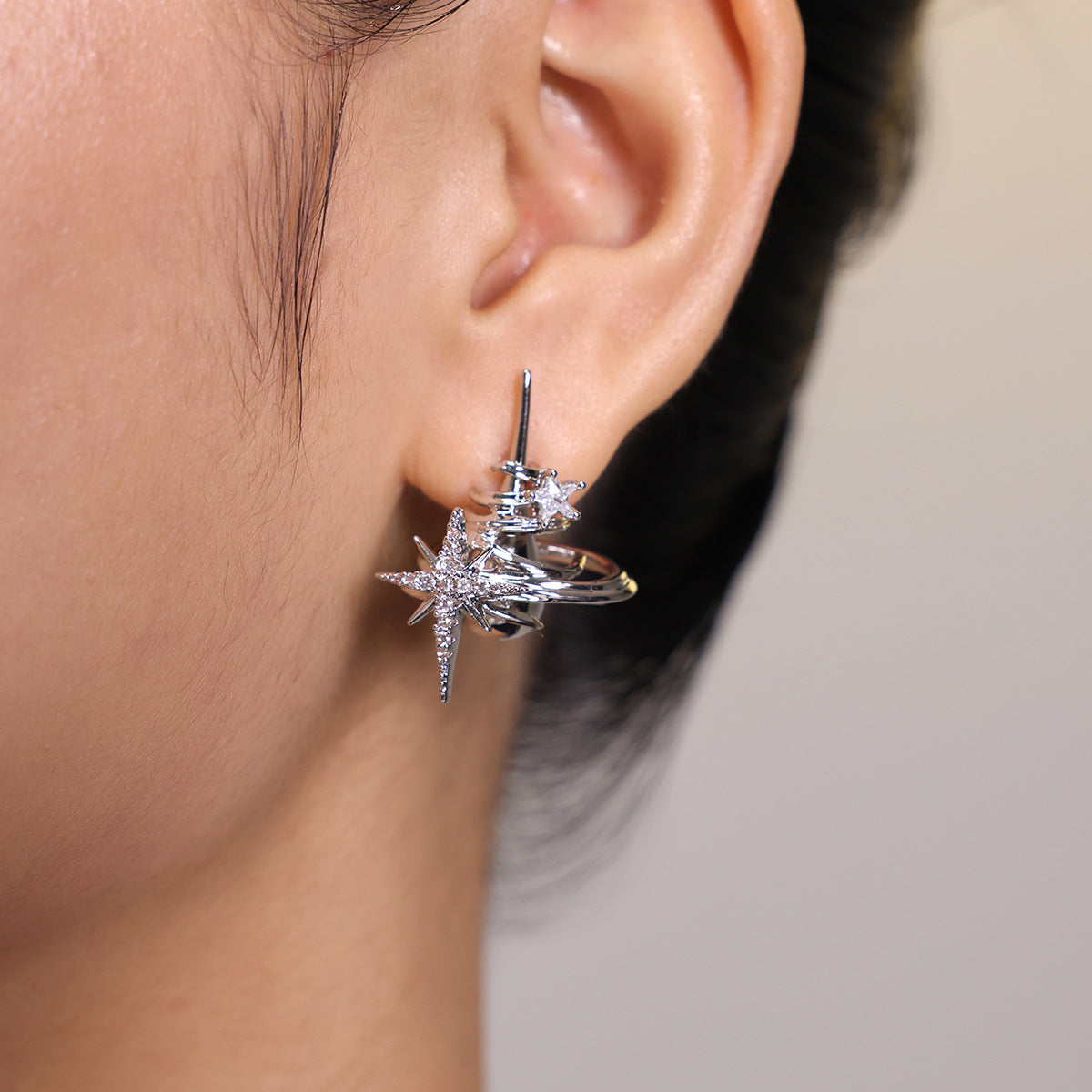 Universe Three-dimensional Star Track Surround Earrings for Women Unique Earrings Fashion Design Star Earrings