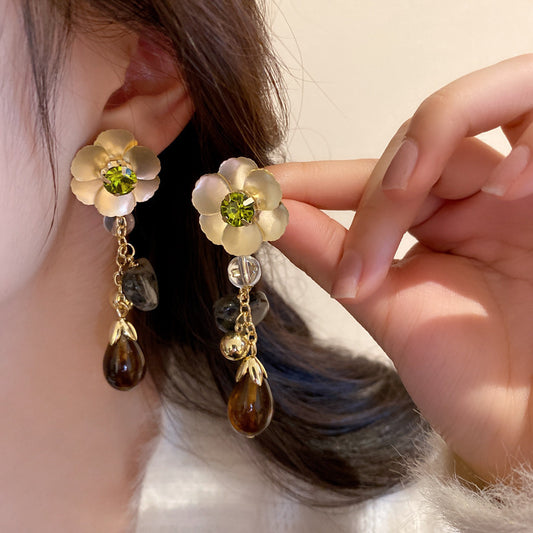 Gold Flower Heart Earrings Vintage Classic Earring Accessories Women Elegant Jewelry